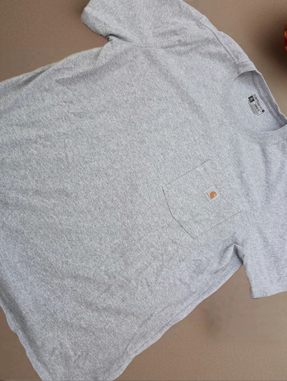 *1647 Carhartt loose fit tee shirt Boys XL 16-18